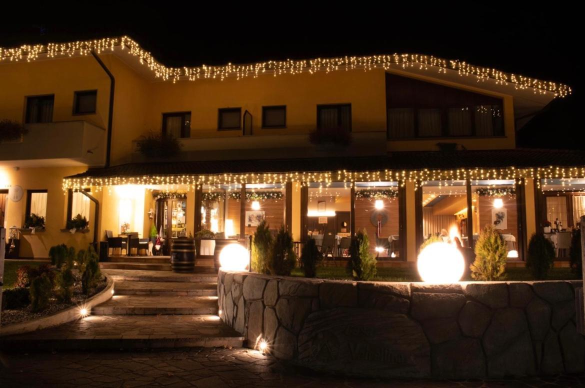 Casa Valcellina Hotel Ristorante Montereale Valcellina 外观 照片